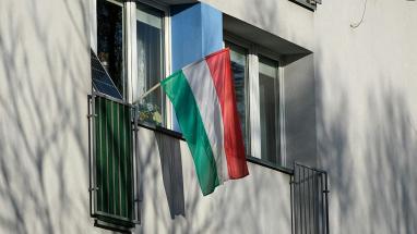 Attēls rakstam: Aptauja. Vai sekojat līdzi notikumiem Ungārijā?