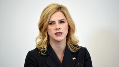 Attēls rakstam: Evika Siliņa lidostā nepamatoti esot izmantojusi VIP zāli, par to saņemot "brangu" rēķinu