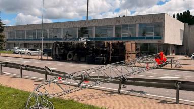 Attēls rakstam: FOTO: "Viņš tagad tādā stresā." Aizmāršība rezultējas ar posta darbiem pie Rīgas HES