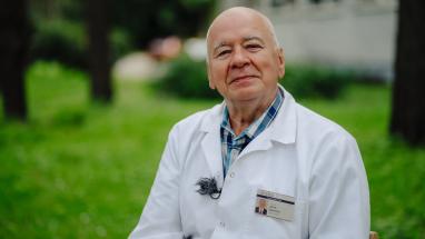 Attēls rakstam: "Ja pensijā izvēlies neko nedarīt, tas ir beigu sākums." Profesors Zaļkalns dalās atziņās, kā svinēt dzīvi