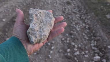 Attēls rakstam: Kurš Iecavā ir tik attapīgs? Vietējie neapmierināti ar atradumu uz ceļa