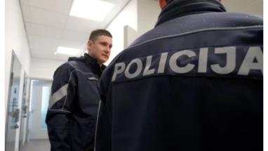 Attēls rakstam: Miljonu vērta iepirkumu shēma:  Rīgā un Pierīgā aizturēti desmitiem aizdomās turēto (papildināta)