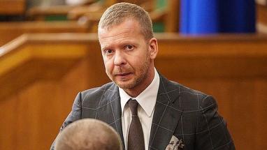 Attēls rakstam: Rīgas tiesa nolemj apcietināt uz Baltkrieviju izbraukušo Rosļikovu (papildināta)