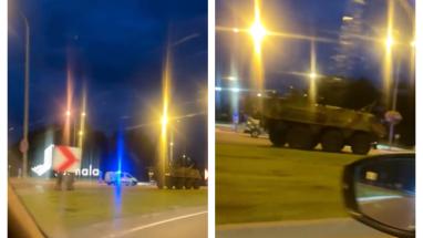 Attēls rakstam: Tanki un bruņoti karavīri uz Jūrmalas šosejas – kas tur īsti notika?