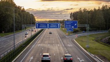Attēls rakstam: Trīs sodi trīs dienās! Autovadītājs sašutis par ātruma ierobežojuma maiņu uz Jūrmalas šosejas