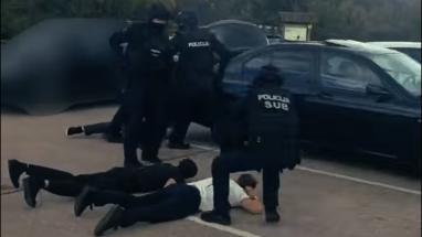 Attēls rakstam: VIDEO: Ādažos īsteno vērienīgu aizturēšanas operāciju – izņemts iespaidīgs daudzums narkotisko vielu