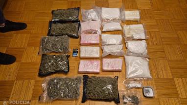 Attēls rakstam: Video: Valsts policija Rīgā atklāj pēdējos gados lielāko kokaīna daudzumu