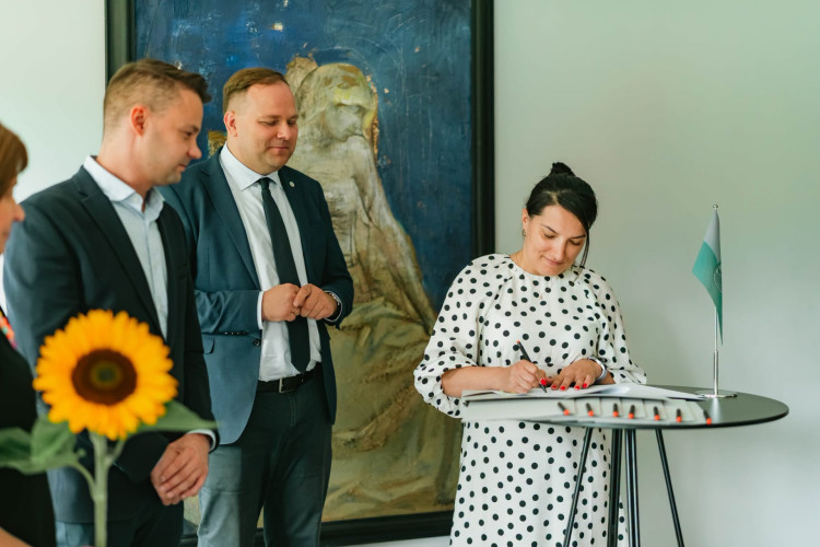 FOTO: Siguldas novads ar stipendijām vilina jaunos pedagogus – interese izrādījusies liela