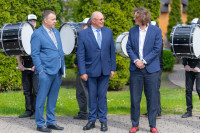 FOTO: Lielais sporta notikums tuvojas! Jaunatnes olimpiādes lāpa sasniegusi Jūrmalu