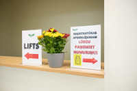FOTO. "Mērķis ir nodrošināt cieņpilnu attieksmi pret ikvienu." Svinīgi atklāta Salaspils Veselības centra piebūve
