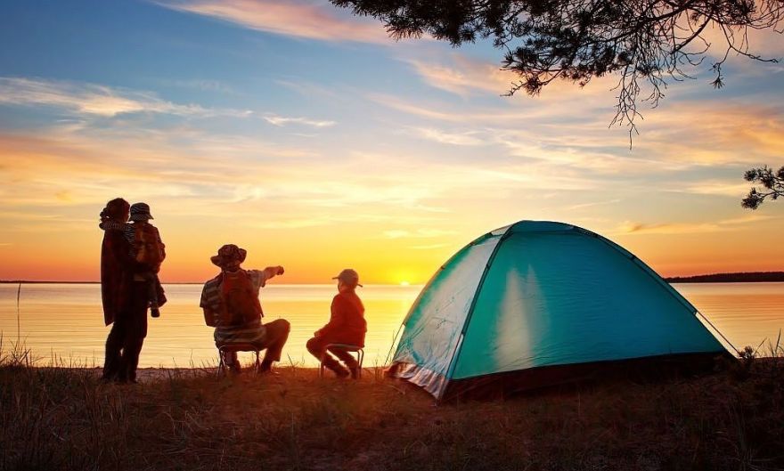 10 interesantas atpūtas vietas un apskates objekti Latvijā, ko apmeklēt kopā ar bērniem
