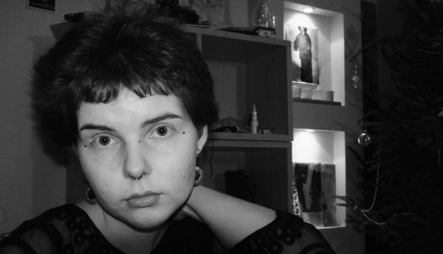 12.VIII Dzejnieces Annas Vīksnas autorvakars "Atkailini" Bulduros