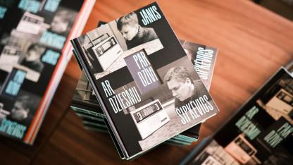 Attēls rakstam: 16.IV Tikšanās ar radio personību Jāni Šipkēvicu un grāmatas "Ar dziesmu par dzīvi" prezentācija Ķekavā