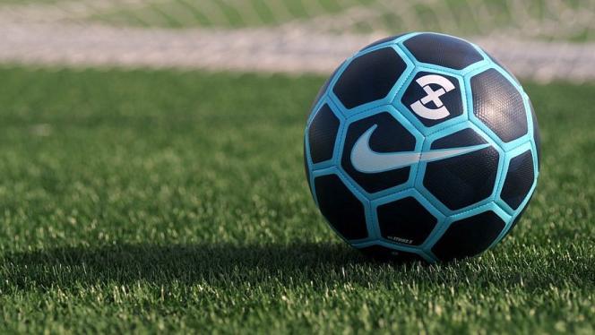 Attēls rakstam: 19.IV Latvijas futbola otrās līgas spēle Olainē