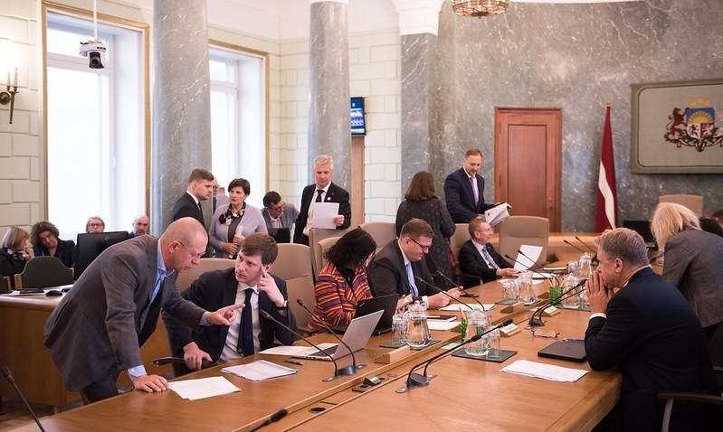 2020.gadā budžeta ieņēmumi prognozēti 9,89 miljardi eiro, bet izdevumi - desmit miljardi eiro