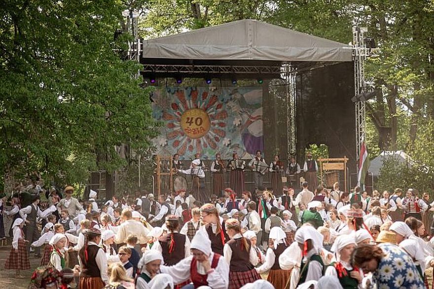 23.-24.V Bērnu un jauniešu folkloras svētki "Pulkā eimu, pulkā teku 2026" Saulkrastos