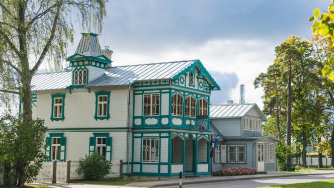 Attēls rakstam: 28.V Kultūrvēsturiskās izstādes "Sieviešu pavadone – rokassomiņa" atklāšana Jūrmalā