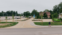 FOTO: Carnikavā investēti 1,18 miljoni eiro: Kas mainīsies iedzīvotāju ikdienas ceļā?