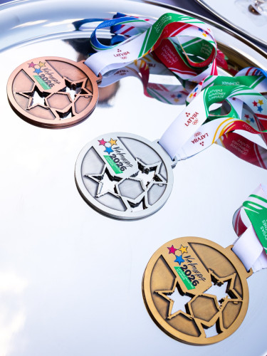 FOTO: Pierīgas sportisti Latvijas Jaunatnes Olimpiādē nebija statisti – medaļu birums iespaidīgs
