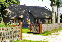 FOTO: Saulainai brīvdienai — pastaiga pa Jūrmalas vēsturiskajām vasarnīcām