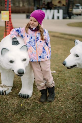 Foto: Ar Zaķu olimpisko skrējienu Siguldā startējis Šūpoļu festivāls