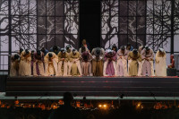 FOTO. Siguldas pilsdrupās izskanējusi Pučīni opera “Madama Butterfly”