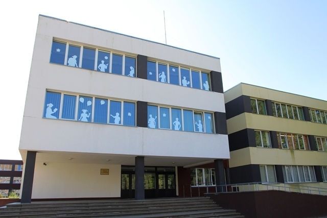 Abu vidusskolu saglabāšanai Olainē cer uz jauniešiem no Rīgas, Jelgavas un Ozolniekiem