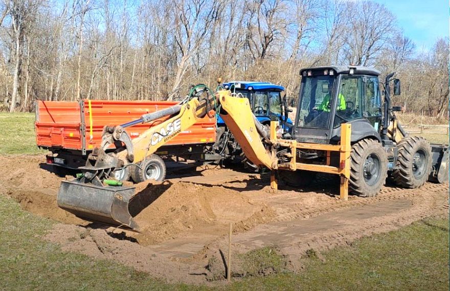 Ādažu novada Garkalnes ciemā top pludmales volejbola laukums