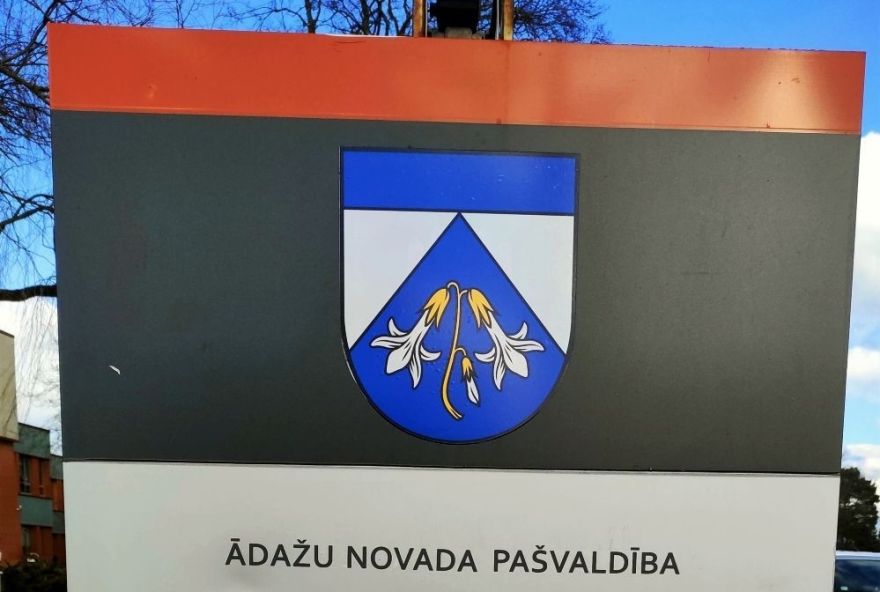 Ādažu pašvaldība izsolē pārdod nekustamo īpašumu Mežgarciemā ražotnes izveidei