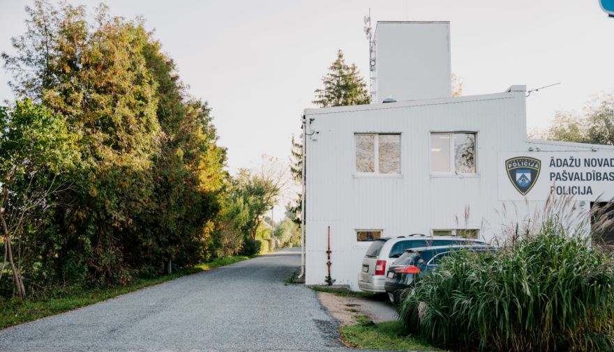 Ādažu pašvaldības policijas ēkā gaidāmas pārmaiņas. Kādi darbi plānoti?