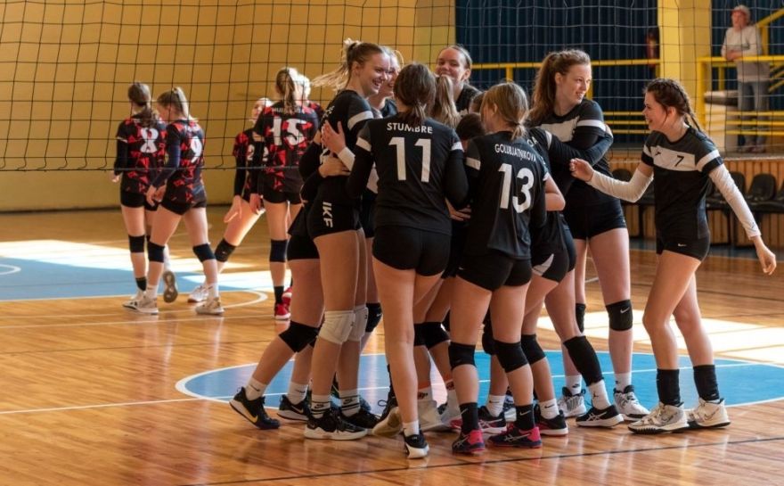 Ādažu volejbolistēm un Siguldas volejbolistiem Latvijas jaunatnes čempionu tituli