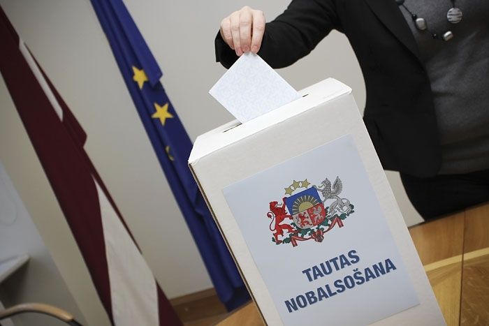 Aicina palīdzēt pensionāriem nokļūt līdz balsošanas iecirkņiem