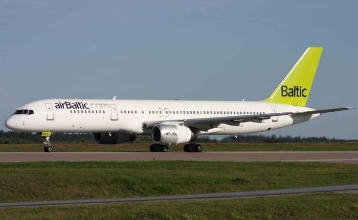 "airBaltic" Ziemassvētkos palielinās lidojumu skaitu no Rīgas uz vairākiem galamērķiem