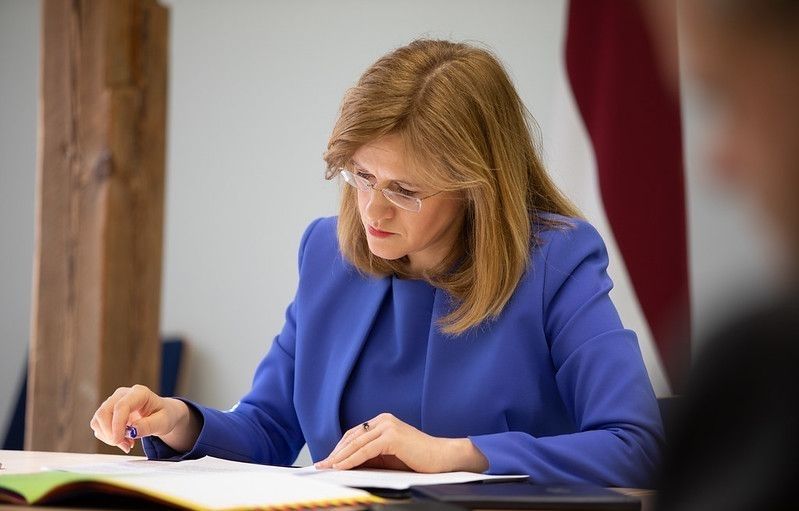 ĀM parlamentārā sekretāre: Demokrātijas stiprināšana un cīņa ar dezinformāciju ir kopīga ES un ASV prioritāte