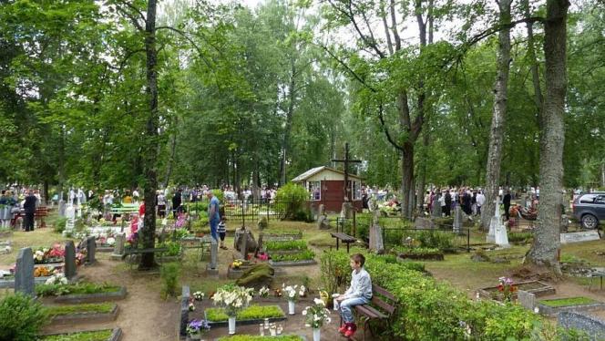 Attēls rakstam: Aptauja. Cik nozīmīga jums ir latviešu kapu kultūra?