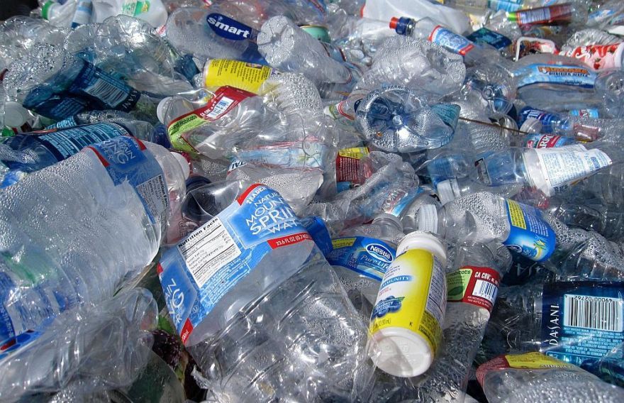 Aptauja. Kā jūs domājat, vai visu plastmasu var pārstrādāt?