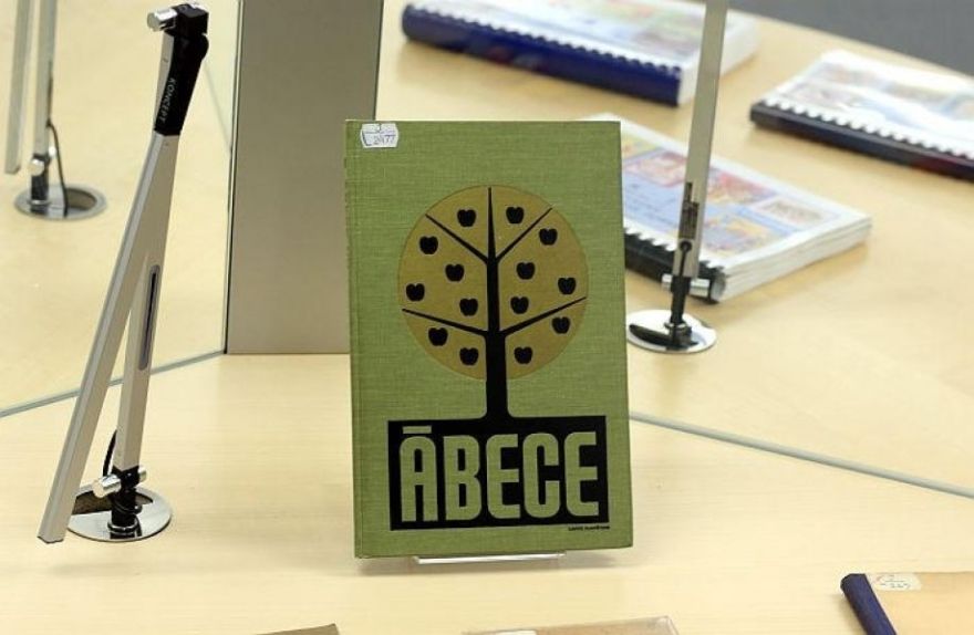 Aptauja. Ko jums nozīmē latviešu valoda?