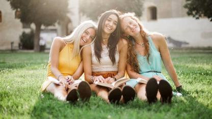 Attēls rakstam: Aptauja: Latvijā 87% jauniešu ir vismaz viens īsts draugs