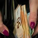 Attēls rakstam: Aptauja: Sievietes mērķtiecīgāk un apdomīgāk plāno savas finanses