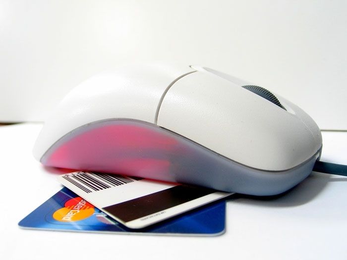 Aptauja Ulbrokā: Vai lietojat internetbanku?