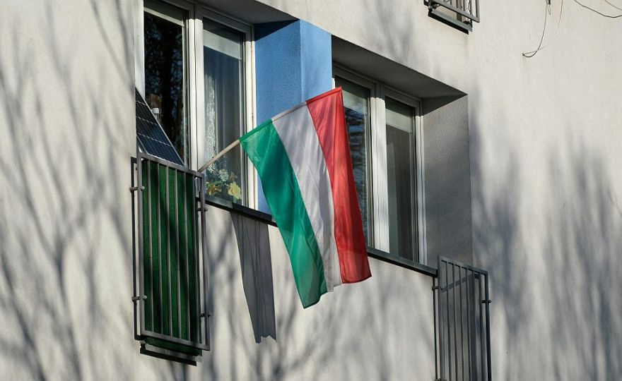 Aptauja. Vai sekojat līdzi notikumiem Ungārijā?