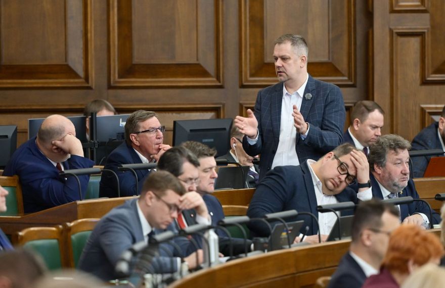 "Apvienotais saraksts" ar pieprasījumu ministriem aizstāv pozīciju, ka OIK iekasēts nelikumīgi