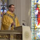 Attēls rakstam: Arhibīskaps Rinalds Grants: Lieldienu svētki sākas tumsā