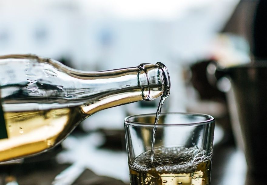 Asociācija: Alkohola ražošanas apmēra kāpums pirmajā ceturksnī varētu būt skaidrojams ar realizāciju ārvalstīs