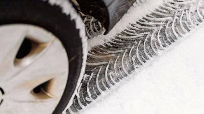 Attēls rakstam: Astoņiem procentiem transportlīdzekļu konstatē minimālo pieļaujamo riepu protektora dziļumu