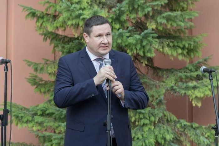 AT atcēlusi apgabaltiesas notiesājošo spriedumu Ogres mēra Helmaņa izspiešanas lietā