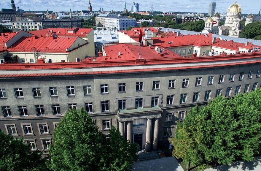 AT vēršas Eiropas Savienības Tiesā ar jautājumiem par ES sankciju regulējuma piemērošanu