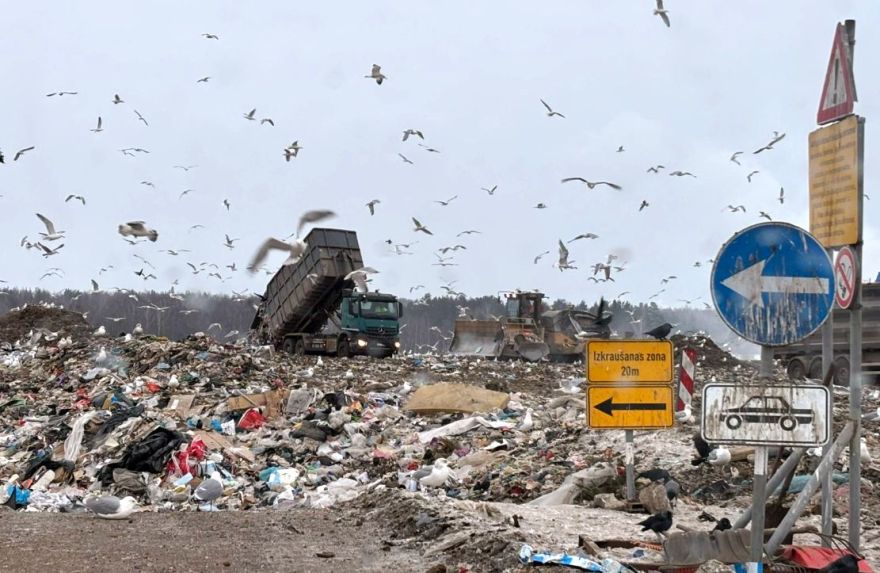 Atkritumu ceļš no konteinera līdz "Getliņiem"
