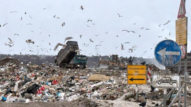 Attēls rakstam: Atkritumu ceļš no konteinera līdz "Getliņiem"