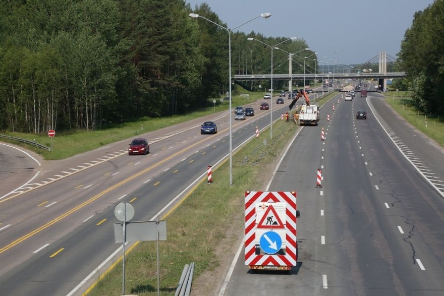 Atsāk būvdarbus uz Jūrmalas šosejas